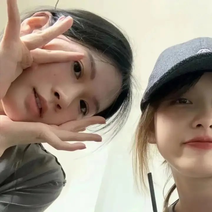 艳谍飘香